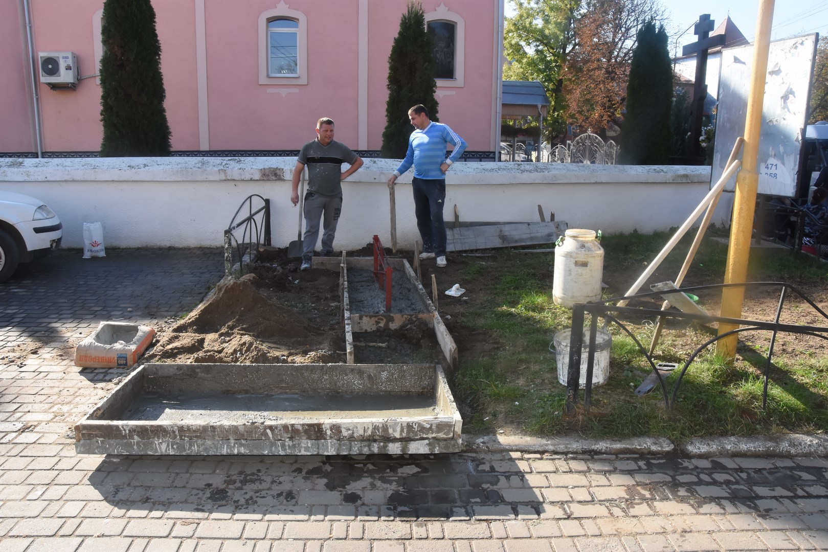 В Іршаві почали встановлення пам’ятника жертвам Голодомору (ФОТО)