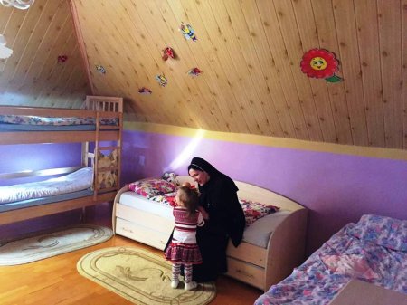 У Виноградові відкрили "британський" дитячий будинок сімейного типу ім. Бл. Омеляна Ковча (ФОТО)