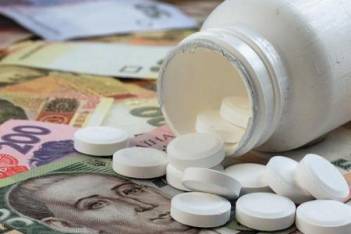 Закарпатський онкодиспансер закупив препарат для лікування онкохворих учетверо дорожче, ніж міжнародні організації