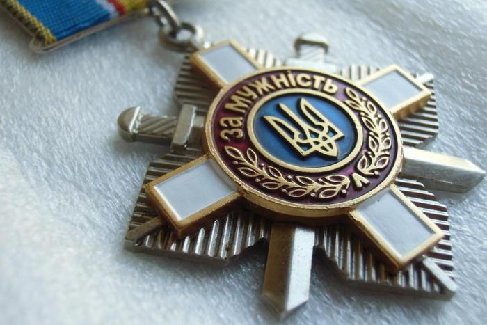 Серед 63 нагороджених Порошенком активістів Майдану є закарпатець