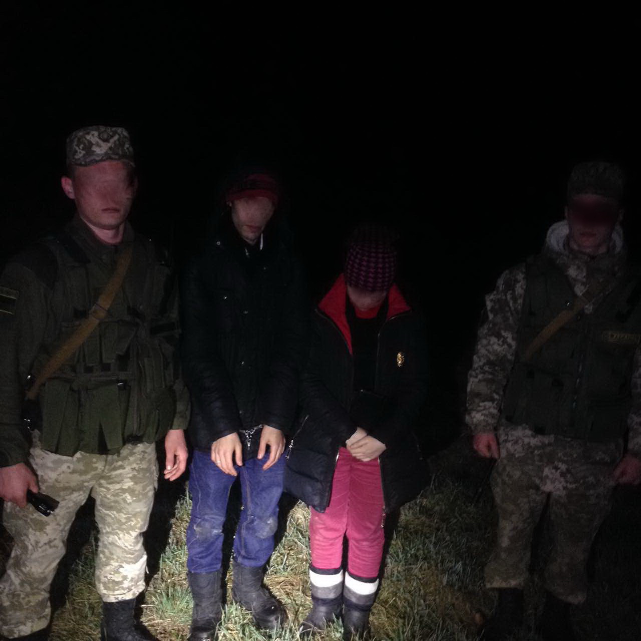 Сирієць та українка намагалися нелегально перейти кордон на Закарпатті поза пунктом пропуску (ФОТО)