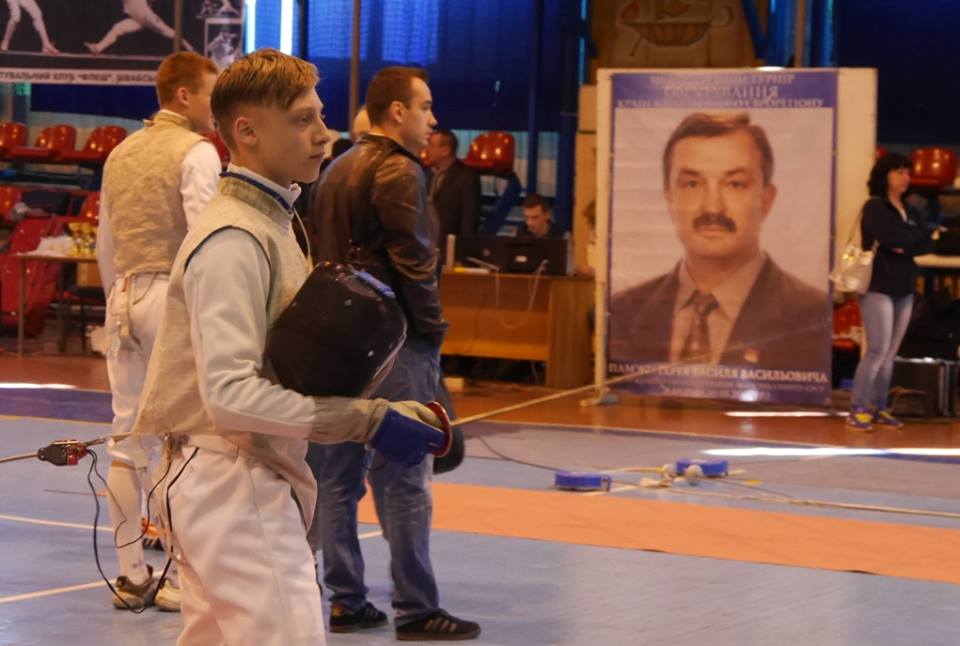 ФОТОФАКТ. В Ужгороді сьогодні на турнірі з фехтування пам'яті Герея змагалися рапіристи
