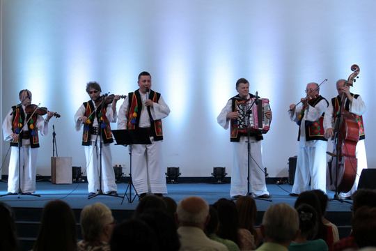Концерт класичної та народної музики "Відчуй своє місто" відбувся в Мукачеві (ФОТО)