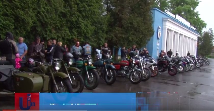 Байкери провели в Ужгороді акцію "Увага, мотоцикліст!", присвячену безпечному руху на дорогах (ВІДЕО)