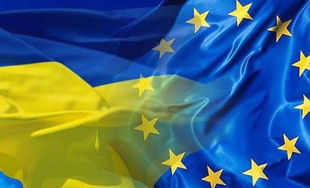 У зв'язку із відзначенням Дня Європи та підняттям прапорів в Ужгороді перекриють рух автотранспорту на Народній