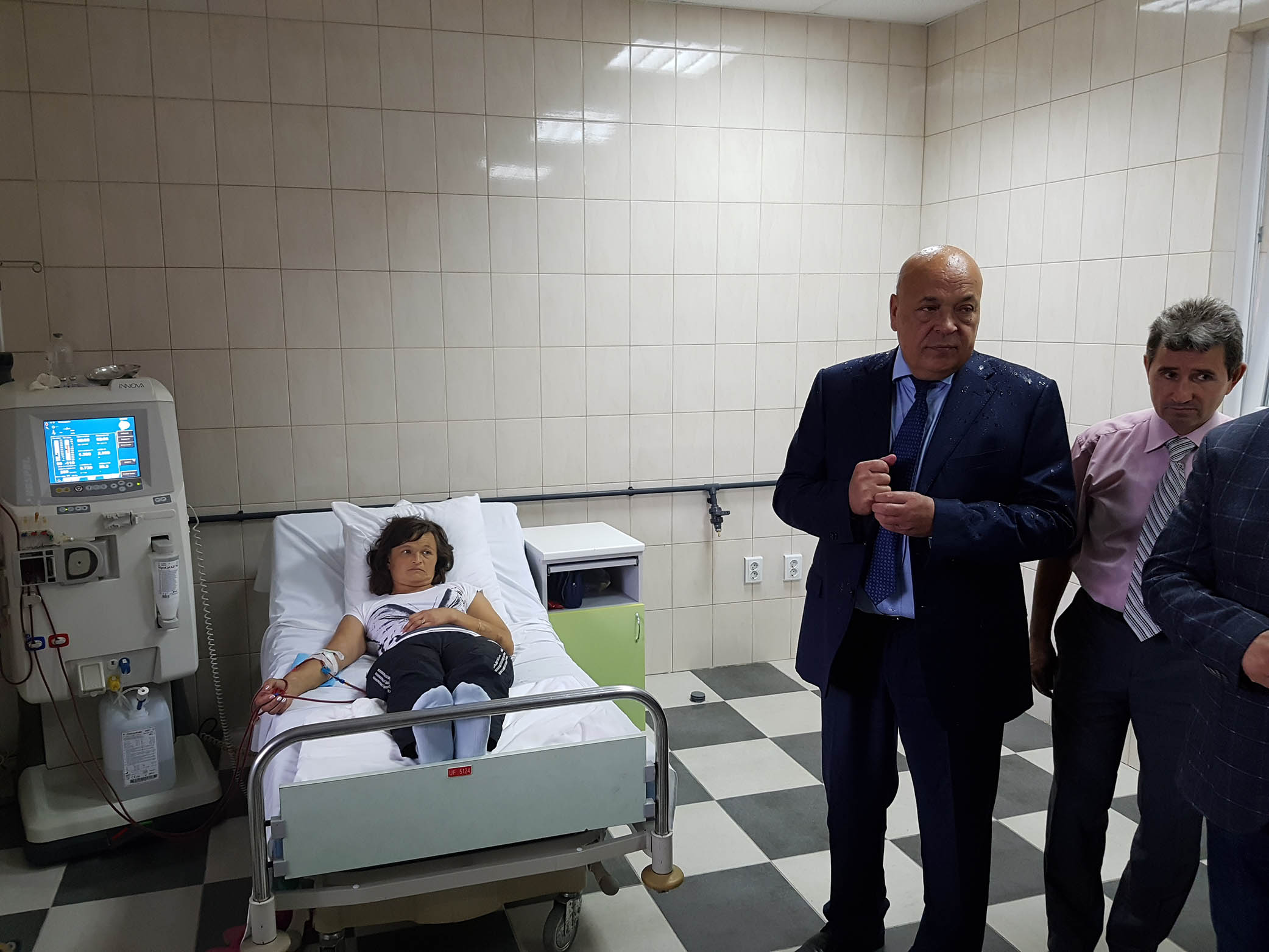 У Сваляві відкрили восьмий на Закарпатті сучасний центр "штучної нирки" (ФОТО)