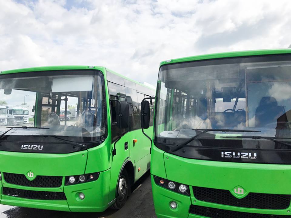 Чиновників Мукачева звинувачено у привласненні 4,7 млн грн на тендерній закупівлі 20 міських автобусів