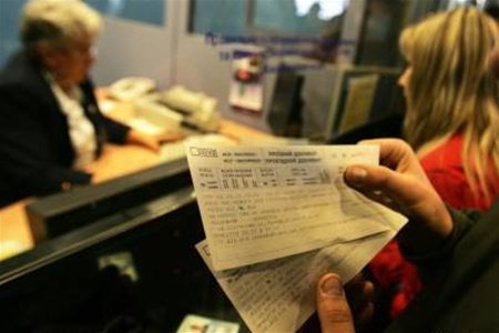 Депутати Закарпаття просять Укрзалізницю невідкладно вирішити проблему дефіциту квитків