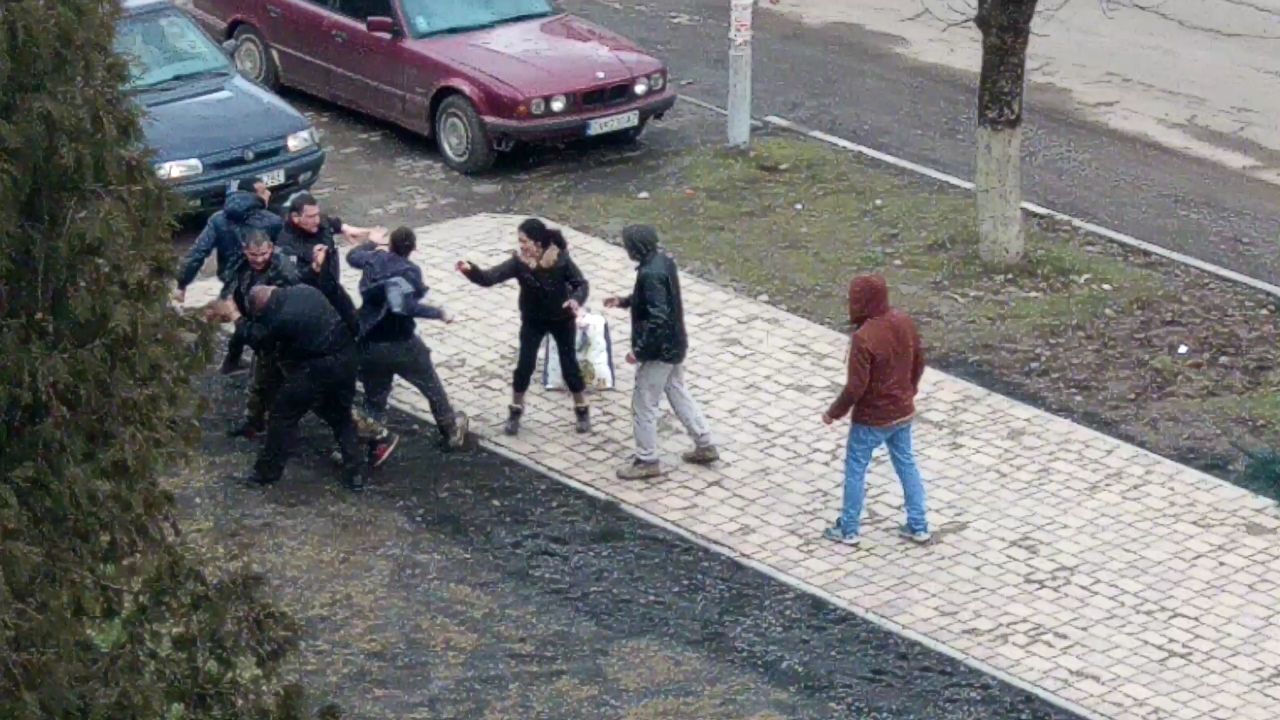 Трьох жителів Великоберезнянщини, оголошених в розшук за побиття поліцейських, затримали на Тернопільщині (ФОТО)