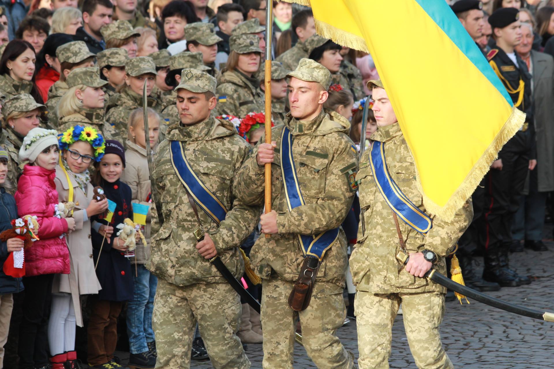 До Дня захисника в Мукачеві проведуть фестиваль військово-патріотичної пісні та мітинг-реквієм
