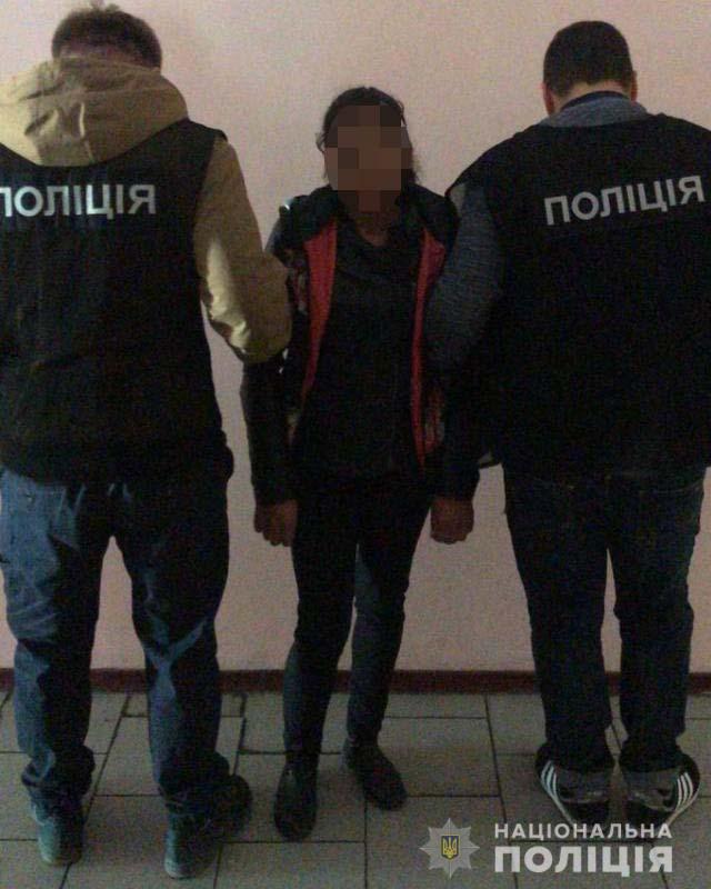 У Києві на залізничному вокзалі затримали трьох крадійок з Закарпаття (ФОТО)