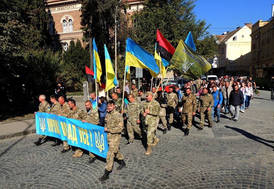 Марш національної єдності в Ужгороді пройшов без антиугорських гасел (ФОТО)