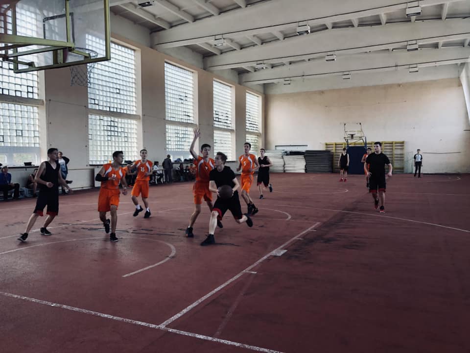 У Мукачеві проходить турнір з баскетболу (ФОТО)