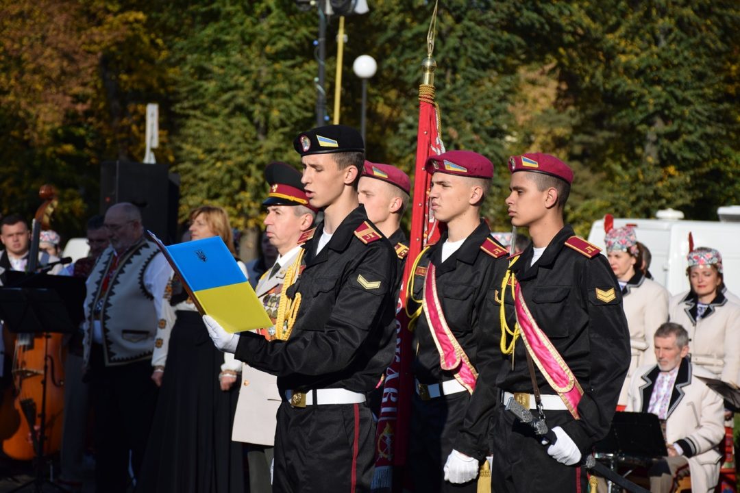 В Ужгороді відбулися обласні урочистості до Дня захисника України (ФОТО)