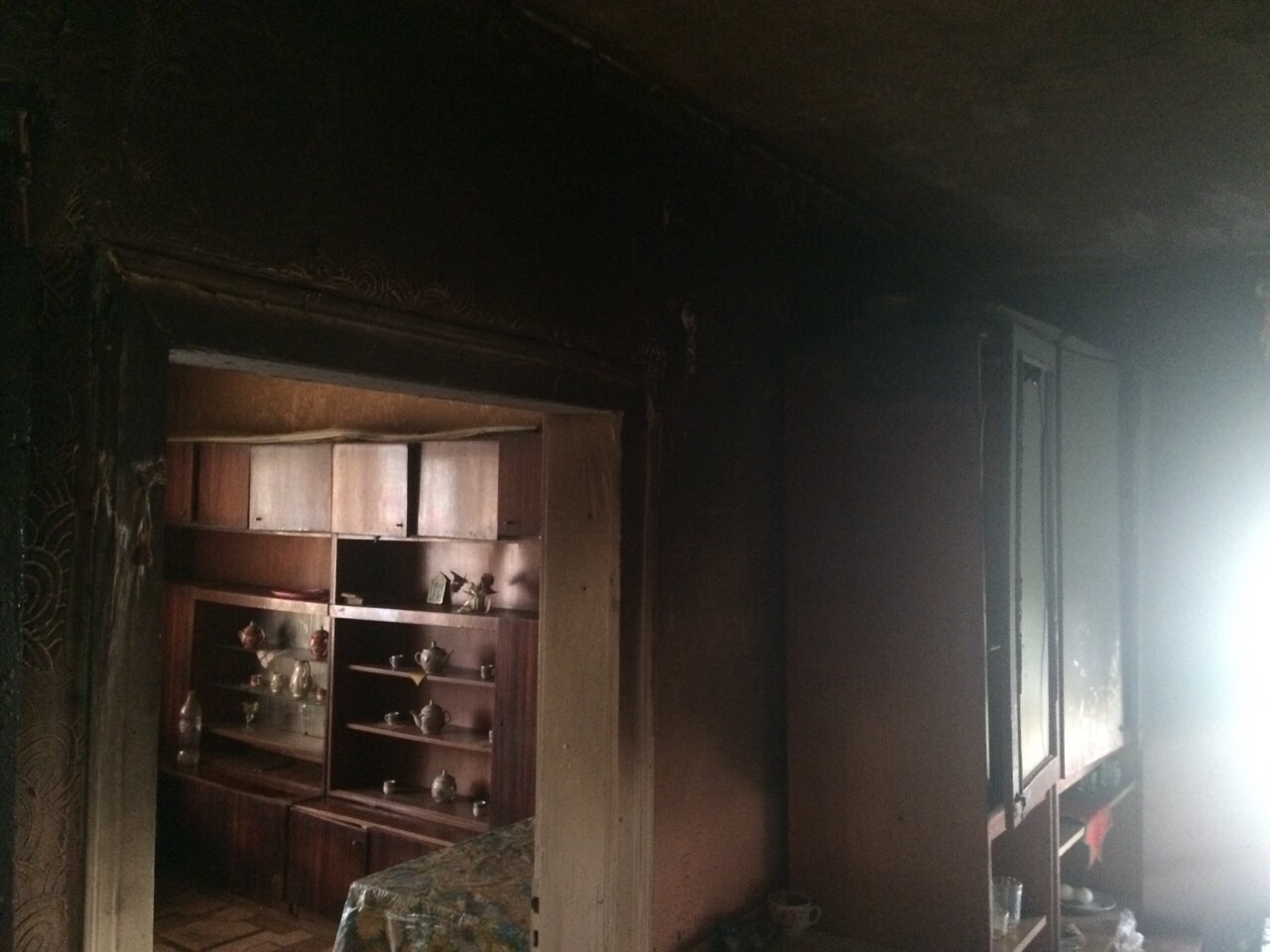 У Дубрівці, на Іршавщині, поки господині не було вдома, загорілося в кухні будинку (ФОТО)