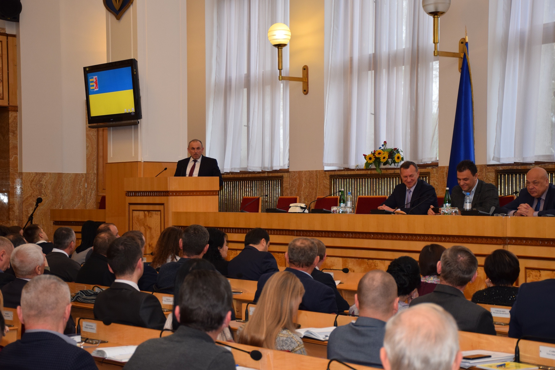 Ключові аспекти розвитку Закарпаття на наступні три роки обговорили в Ужгороді (ФОТО)