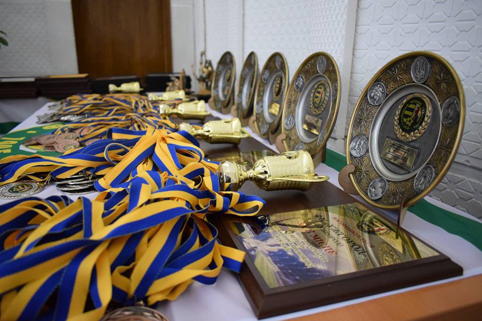 В Ужгороді нагородили призерів чемпіонату області та першості області з футболу 2018 – команди Ужгорода та району (ФОТО)