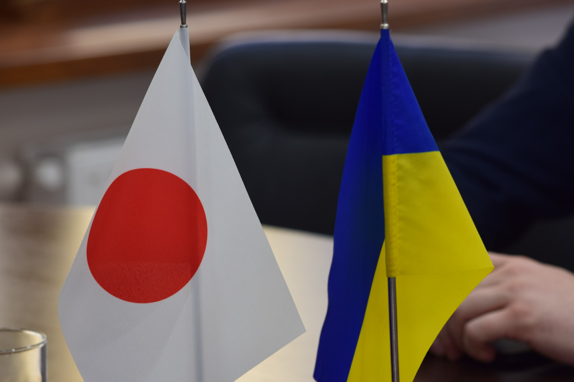 В Ужгороді перший секретар Посольства Японії в Україні ознайомлювався із бізнес-середовищем міста (ФОТО)