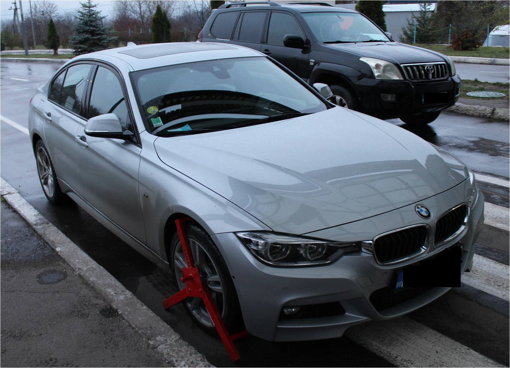 Викрадений влітку новенький BMW затримали на українсько-румунському кордоні на Закарпатті (ФОТО)