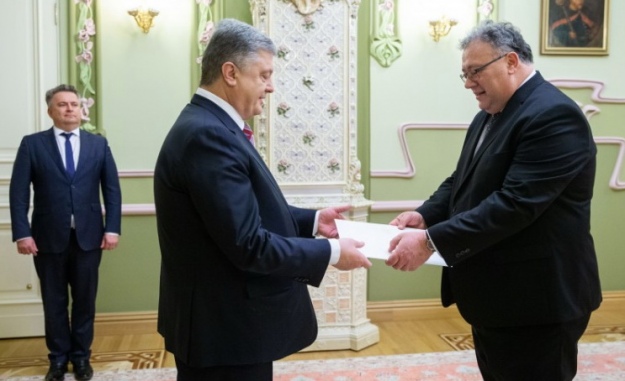 Порошенко прийняв вірчі грамоти у "закарпатського" посла Угорщини (ФОТО)