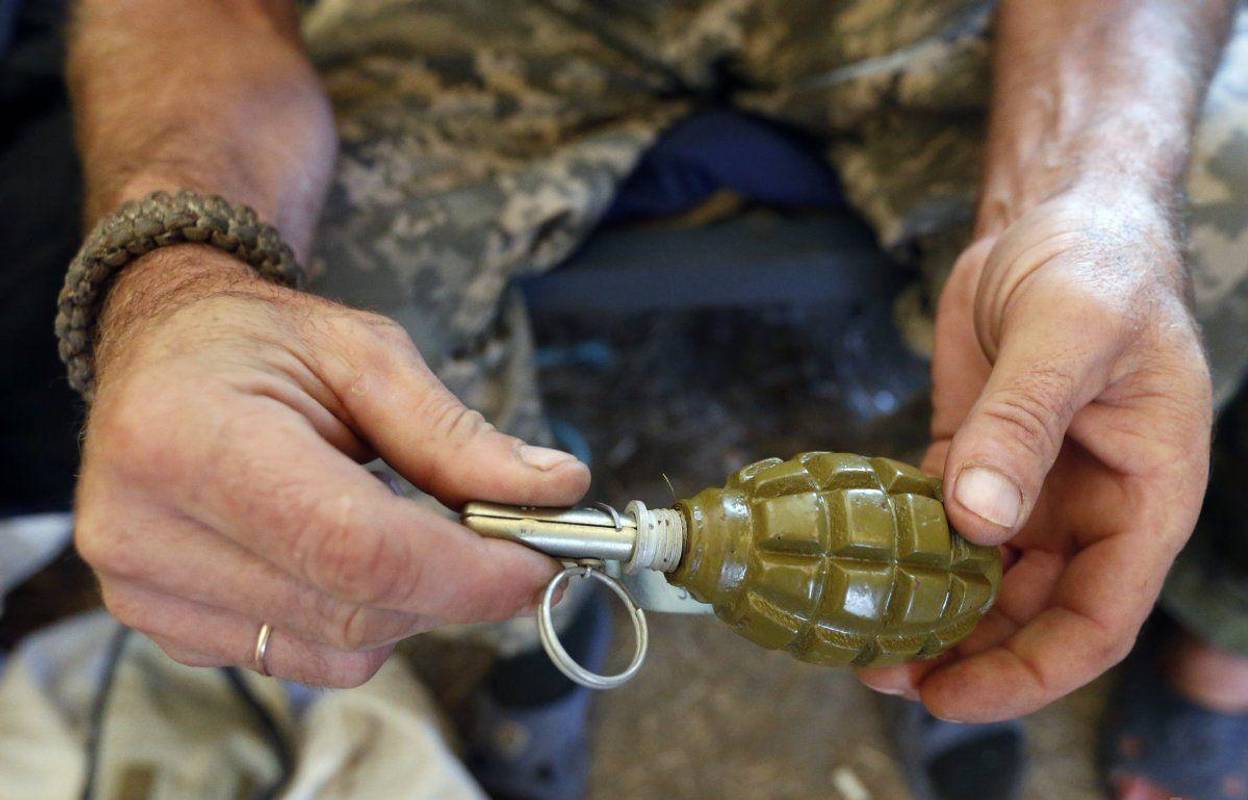 Закарпатського АТОвця "іспитово" засудили за носіння бойової гранати