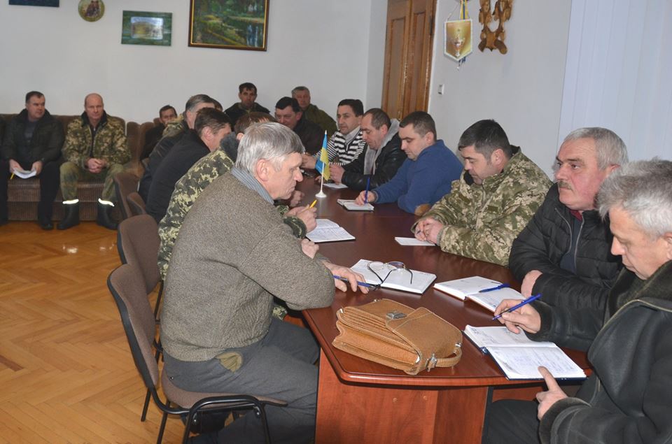 У закарпатському НПП "Синевир" радилися, як запобігти можливому сплеску браконьєрства, пов'язаному з морозами 