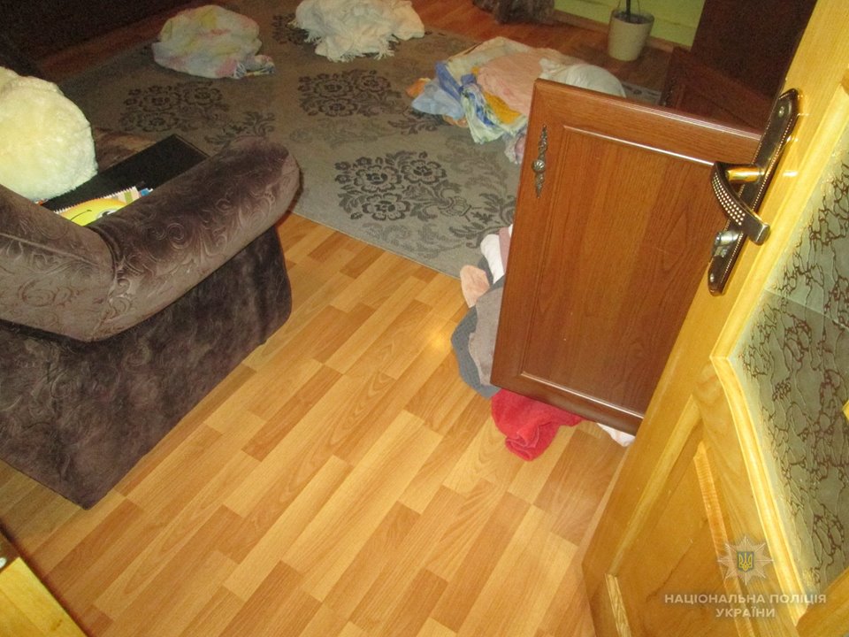 В Ужгороді на місці невдалого злочину затримали двох мукачівців, що саме обкрадали квартиру(ФОТО)