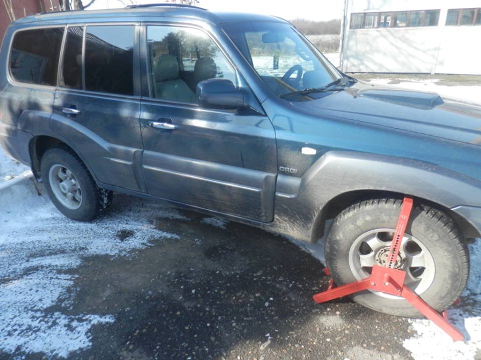 Водій Hyundai намагався вїхати в Україну за підробленим дорученням (ФОТО)