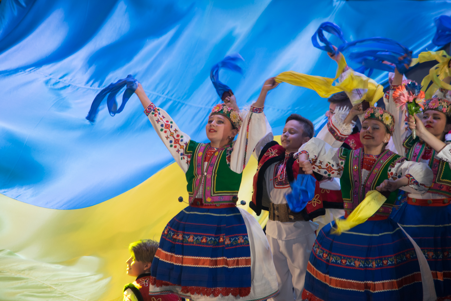 Зразковий дитячий ансамбль танцю "Веселка" концертом відзначив своє 25-річчя (ФОТО)