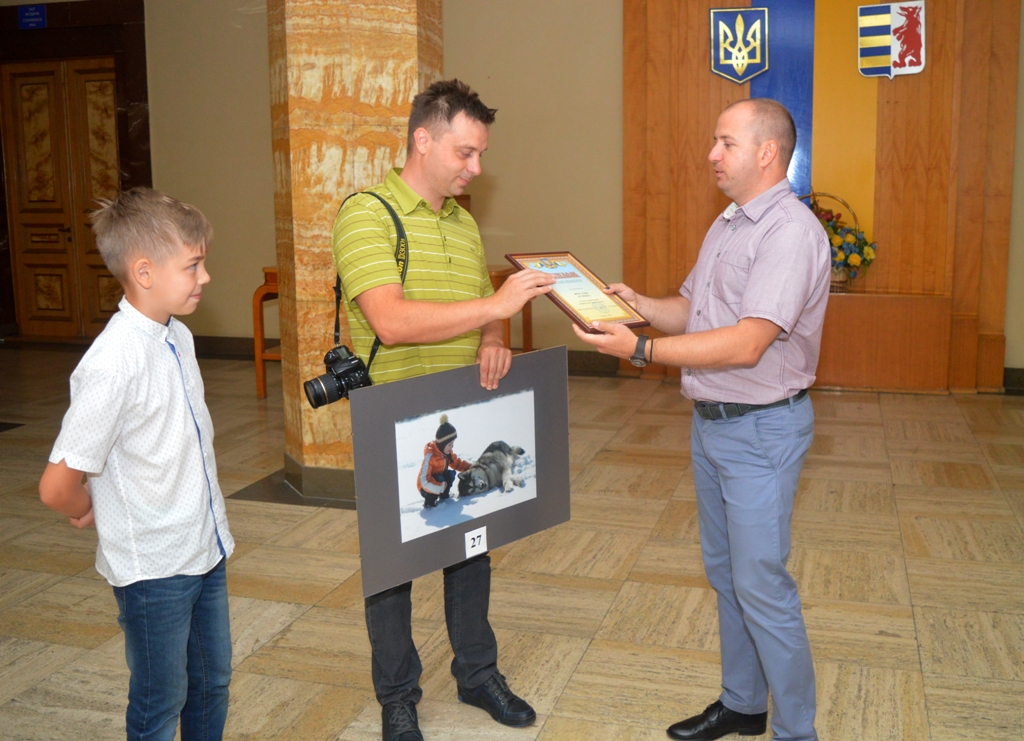 На Закарпатті визначили переможців обласного фотоконкурсу "Миттєвості сімейного щастя" (ФОТО)