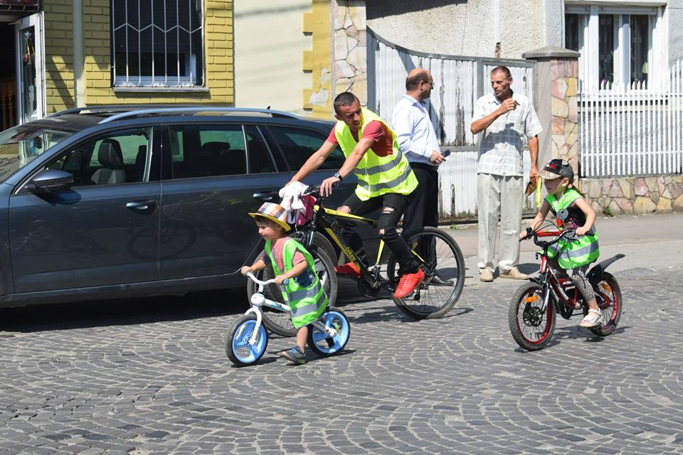105 учасників долучилися до велопробігу з нагоди Дня захисту дітей у Берегові (ФОТО)