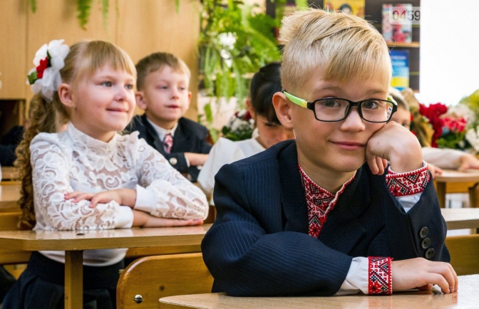 В Ужгороді до 1-го класу зарахували 1753 дітей, вільні місця ще є у 5 навчальних закладах