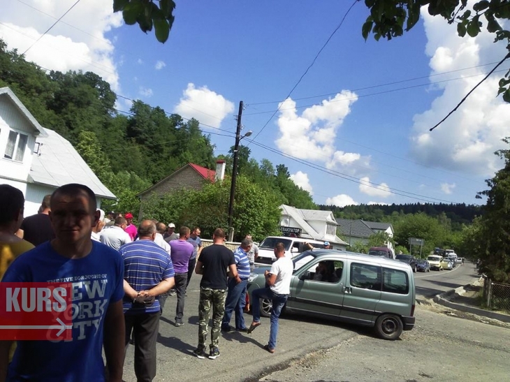 На Івано-Франківщині сьогодні протестувальники перекриють дорогу на Закарпаття