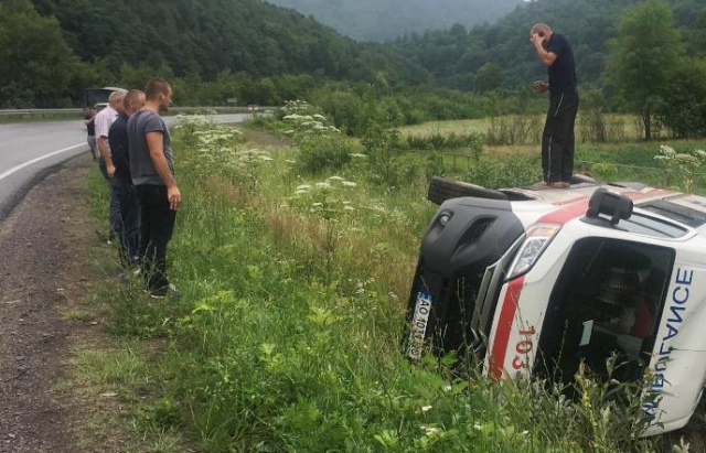 ДТП за участі "швидкої" на Свалявщині стала наслідком ненадання автівці переваги в русі – ОЦЗ