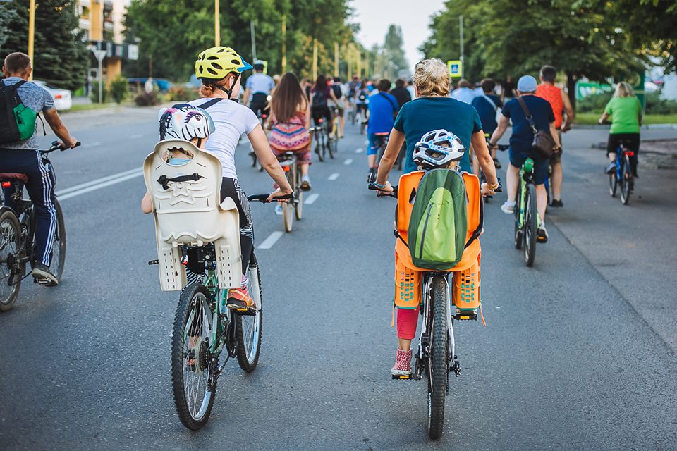 Понад три сотні велосипедистів долучилися до Big city ride в Ужгороді (ФОТО, ВІДЕО)