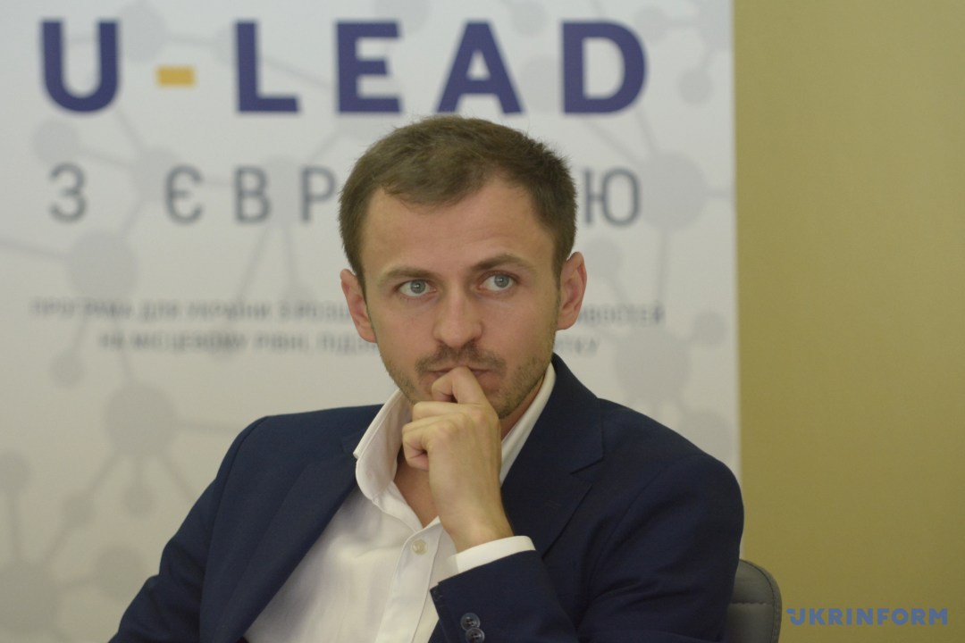 Експерт: Закарпатська ОДА, в числі кількох інших, блокує процес децентралізації в Україні