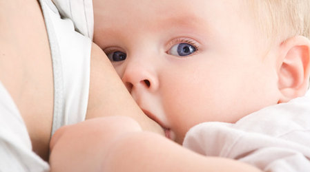 На Закарпатті на грудному вигодовуванні – 71% немовлят віком до трьох місяців