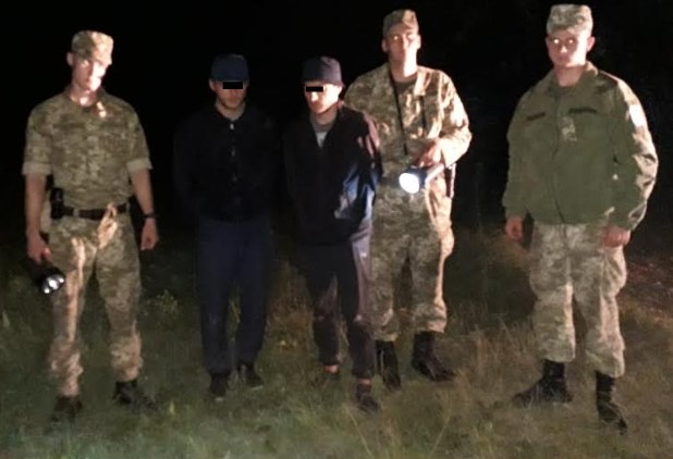 Двох нелегалів із Чечні затримали неподалік кордону на Закарпатті