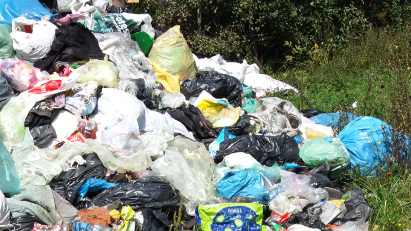 У Білині, що на Рахівщині взяли курс на масштабне сортування сміття (ВІДЕО)