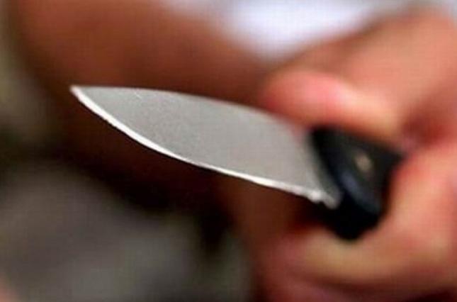 За розбійний напад із ножем на продавчиню у Мукачеві судитимуть місцевого мешканця