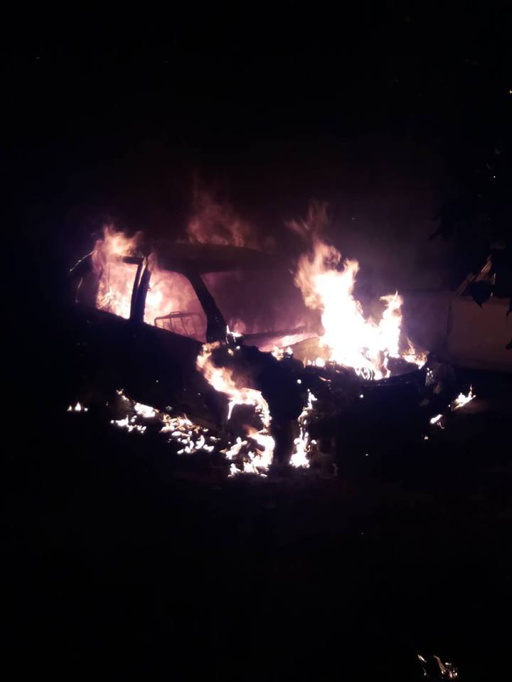 На світанку в Ужгороді палало авто (ФОТО, ВІДЕО)