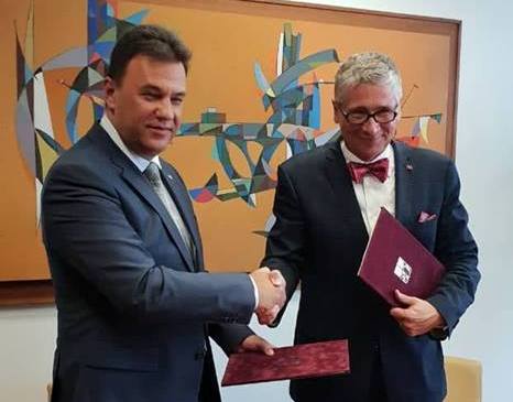 Закарпаття та чеський Мораво-Сілезький край підписали договір про співпрацю (ФОТО)