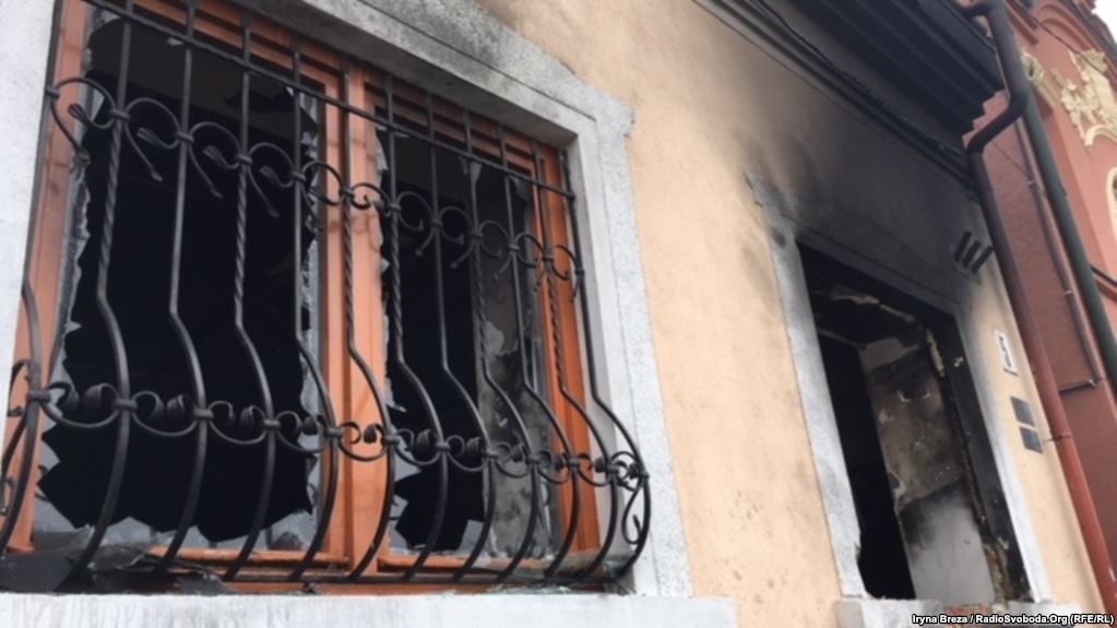 Одному з обвинувачених у підриві Товариства угорської культури в Ужгороді продовжено строк тримання під вартою