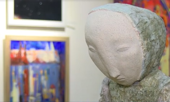 У галереї "Ужгород" проходить різдвяна виставка від закарпатських художників (ВІДЕО)