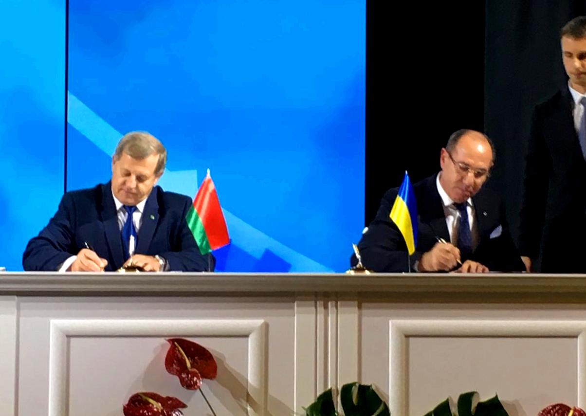 Очільники Закарпаття та Брестської області підписали угоду про співробітництво (ФОТО)