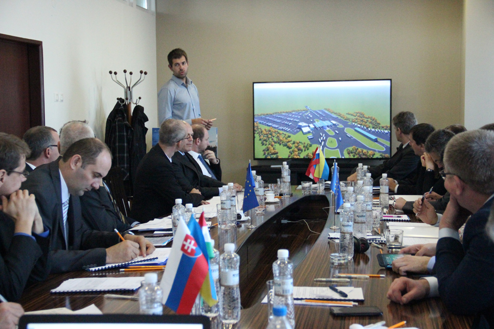 На Закарпатті відбулась зустріч митних експертів з України, Угорщини та Словаччини (ФОТО)