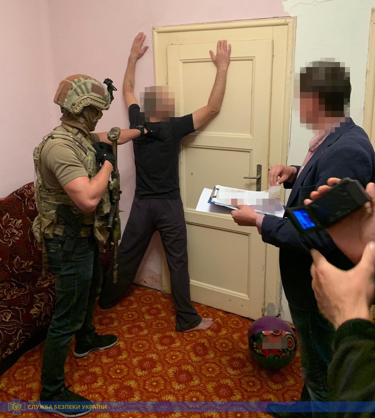 Апеляційний суд в Ужгороді збільшив розмір застави для одного із затриманих наркоторговців зі 100 тисяч до пів мільйона грн