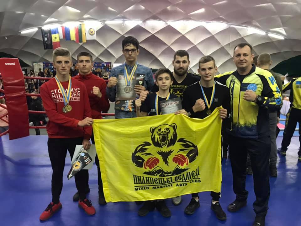 Юні закарпатські спортсмени повернулися з нагородами з відкритого кубка України з кікбоксингу WAKO (ФОТО)