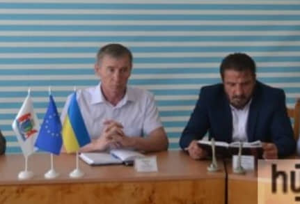 У понеділок депутати Хустської райради планують закликати Київ не призначати очільником РДА Гнатківського