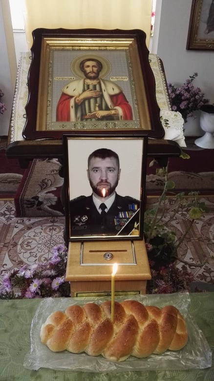 У Мукачеві провели панахиду за загиблим унаслідок поранення на передовій комбригом 128-ї бригади (ФОТО)